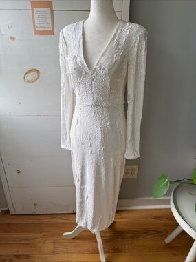 Dress the Population wedding label White Long Sleeve Sequin Midi Dress